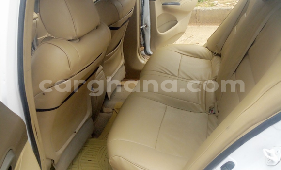 Buy Used Honda Civic White Car in Accra in Greater Accra Buy Used Honda Civic White Car in Accra in Greater Accra