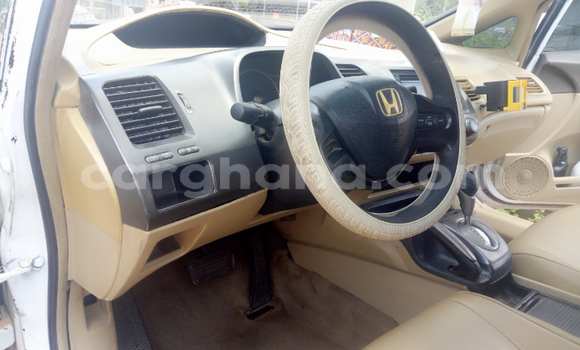 Buy Used Honda Civic White Car in Accra in Greater Accra Buy Used Honda Civic White Car in Accra in Greater Accra