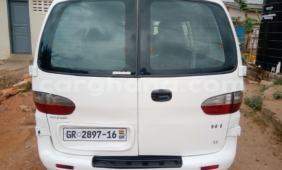 Buy Used Hyundai H1 White Car in Accra in Greater Accra Buy Used Hyundai H1 White Car in Accra in Greater Accra
