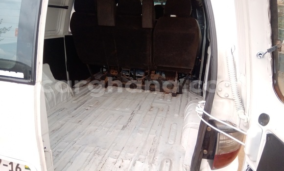Buy Used Hyundai H1 White Car in Accra in Greater Accra Buy Used Hyundai H1 White Car in Accra in Greater Accra