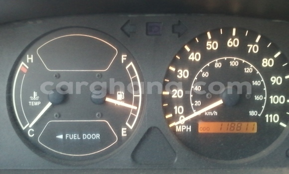 Buy Used Chevrolet Prizm Beige Car in Accra in Greater Accra Buy Used Chevrolet Prizm Beige Car in Accra in Greater Accra