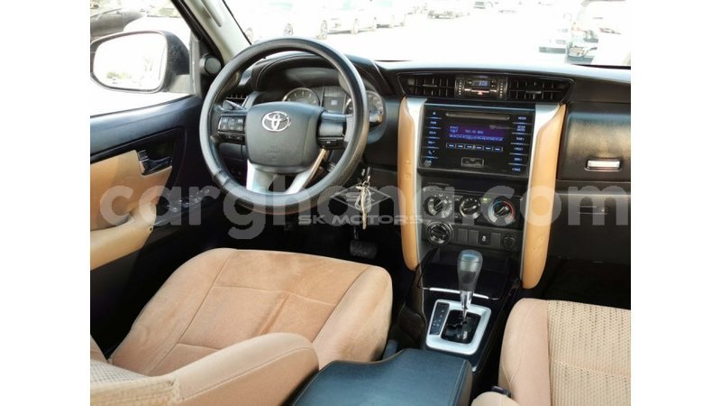 Big with watermark toyota fortuner ashanti import dubai 34998