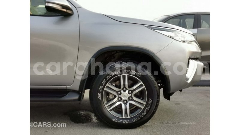 Big with watermark toyota fortuner ashanti import dubai 34998