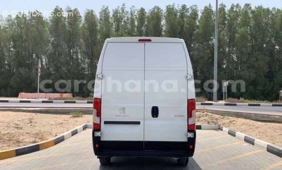Ra Imported Peugeot 201 funfun Ọkọ̀ in Import - Dubai ni Ashanti Ra Imported Peugeot 201 funfun Ọkọ̀ in Import - Dubai ni Ashanti
