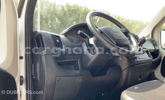 Ra Imported Peugeot 201 funfun Ọkọ̀ in Import - Dubai ni Ashanti Ra Imported Peugeot 201 funfun Ọkọ̀ in Import - Dubai ni Ashanti