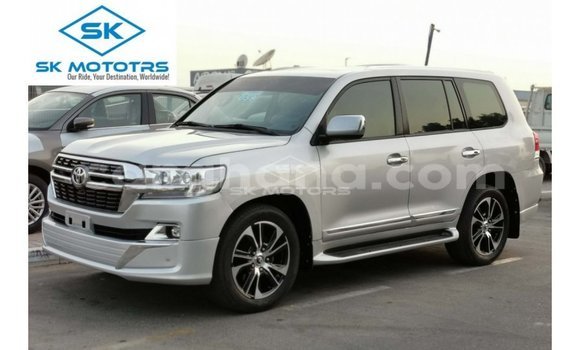 Sayi Imported Toyota Land Cruiser Sauran Mota in Import - Dubai a Ashanti Sayi Imported Toyota Land Cruiser Sauran Mota in Import - Dubai a Ashanti
