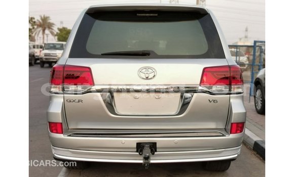 Sayi Imported Toyota Land Cruiser Sauran Mota in Import - Dubai a Ashanti Sayi Imported Toyota Land Cruiser Sauran Mota in Import - Dubai a Ashanti