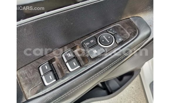 Ra Imported Kia Sorento funfun Ọkọ̀ in Import - Dubai ni Ashanti Ra Imported Kia Sorento funfun Ọkọ̀ in Import - Dubai ni Ashanti