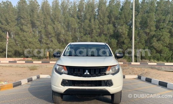Sayi Imported Mitsubishi L200 White Mota in Import - Dubai a Ashanti Sayi Imported Mitsubishi L200 White Mota in Import - Dubai a Ashanti