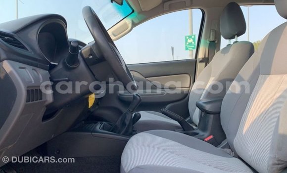 Sayi Imported Mitsubishi L200 White Mota in Import - Dubai a Ashanti Sayi Imported Mitsubishi L200 White Mota in Import - Dubai a Ashanti