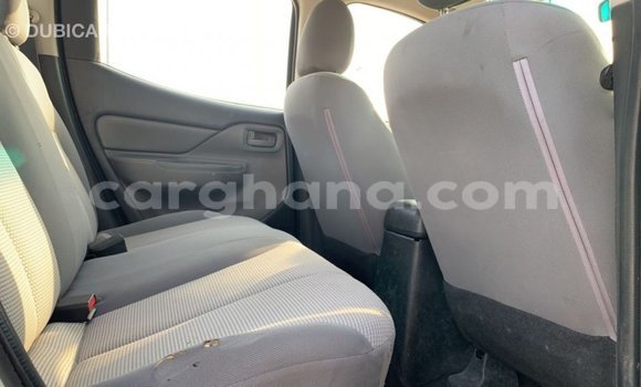 Sayi Imported Mitsubishi L200 White Mota in Import - Dubai a Ashanti Sayi Imported Mitsubishi L200 White Mota in Import - Dubai a Ashanti