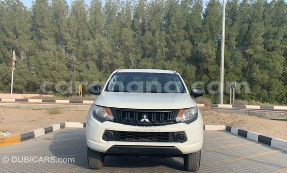 Sayi Imported Mitsubishi L200 White Mota in Import - Dubai a Ashanti Sayi Imported Mitsubishi L200 White Mota in Import - Dubai a Ashanti