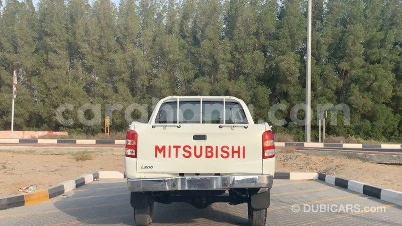 Big with watermark mitsubishi l200 ashanti import dubai 35028