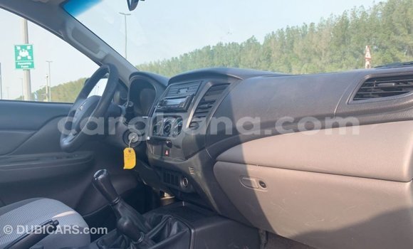 Sayi Imported Mitsubishi L200 White Mota in Import - Dubai a Ashanti Sayi Imported Mitsubishi L200 White Mota in Import - Dubai a Ashanti