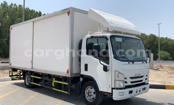 Sayi Imported Isuzu NPR White Babbar mota in Import - Dubai a Ashanti Sayi Imported Isuzu NPR White Babbar mota in Import - Dubai a Ashanti