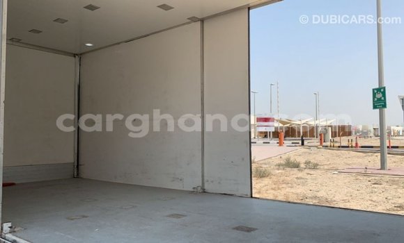 Sayi Imported Isuzu NPR White Babbar mota in Import - Dubai a Ashanti Sayi Imported Isuzu NPR White Babbar mota in Import - Dubai a Ashanti