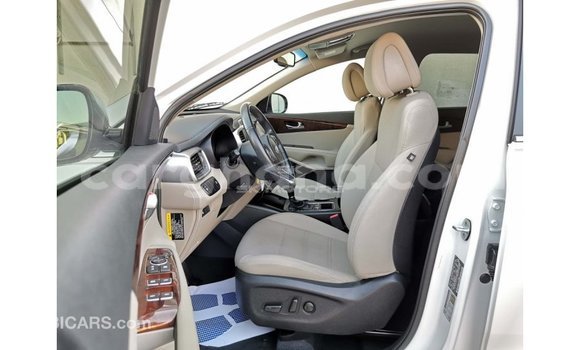 Buy Import Kia Sorento White Car in Import - Dubai in Ashanti Buy Import Kia Sorento White Car in Import - Dubai in Ashanti