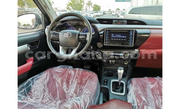 Ra Imported Toyota Hilux funfun Ọkọ̀ in Import - Dubai ni Ashanti Ra Imported Toyota Hilux funfun Ọkọ̀ in Import - Dubai ni Ashanti