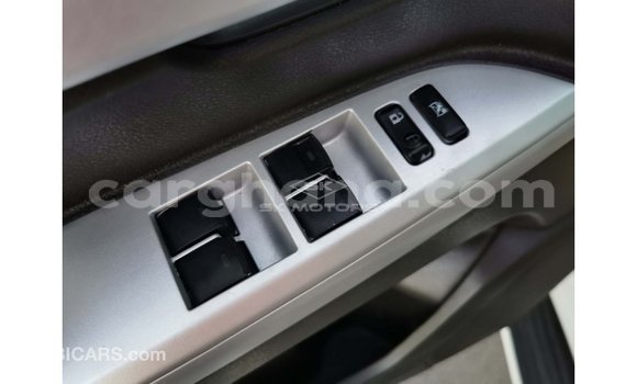 Buy Import Toyota Land Cruiser White Car in Import - Dubai in Ashanti Buy Import Toyota Land Cruiser White Car in Import - Dubai in Ashanti