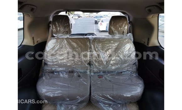 Buy Import Toyota Land Cruiser White Car in Import - Dubai in Ashanti Buy Import Toyota Land Cruiser White Car in Import - Dubai in Ashanti