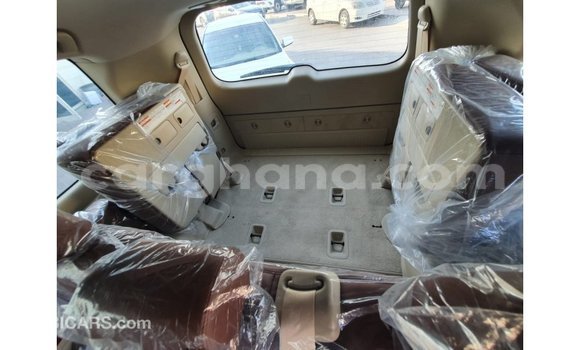 Sayi Imported Toyota Land Cruiser White Mota in Import - Dubai a Ashanti Sayi Imported Toyota Land Cruiser White Mota in Import - Dubai a Ashanti