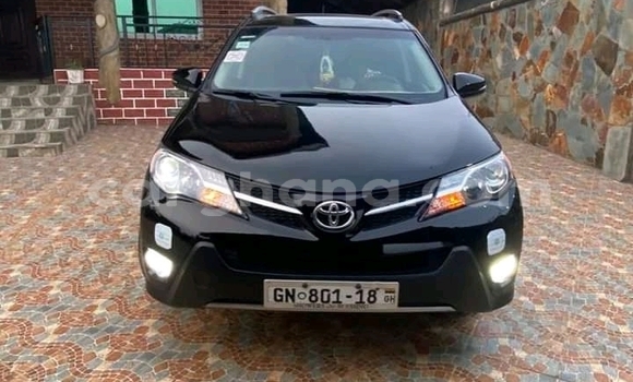 Ra Àlòkù Toyota RAV4 Black Ọkọ̀ in Accra ni Greater Accra Ra Àlòkù Toyota RAV4 Black Ọkọ̀ in Accra ni Greater Accra