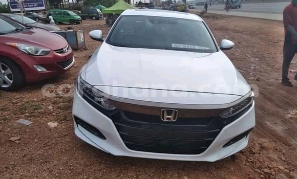 Buy Used Honda Accord White Car in Accra in Greater Accra