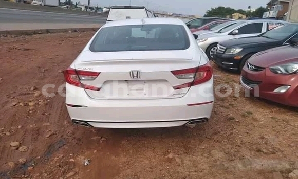 Buy Used Honda Accord White Car in Accra in Greater Accra Buy Used Honda Accord White Car in Accra in Greater Accra