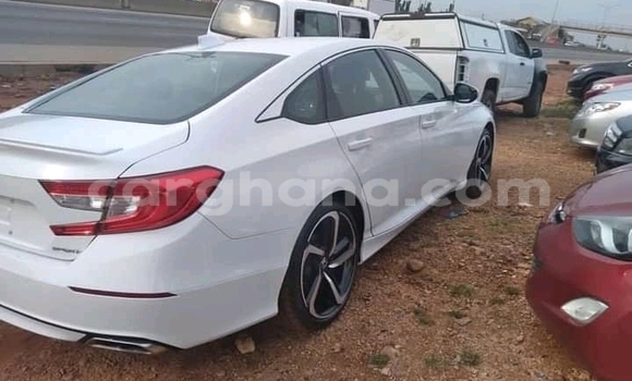 Buy Used Honda Accord White Car in Accra in Greater Accra Buy Used Honda Accord White Car in Accra in Greater Accra