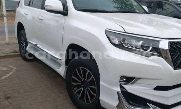Buy Used Toyota Land Cruiser Prado White Car in Accra in Greater Accra Buy Used Toyota Land Cruiser Prado White Car in Accra in Greater Accra