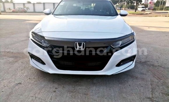 Buy Used Honda Accord White Car in Accra in Greater Accra