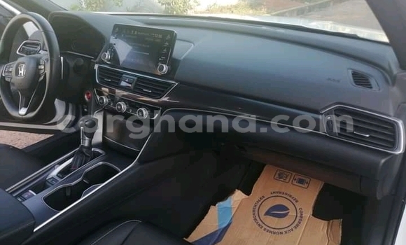 Buy Used Honda Accord White Car in Accra in Greater Accra Buy Used Honda Accord White Car in Accra in Greater Accra