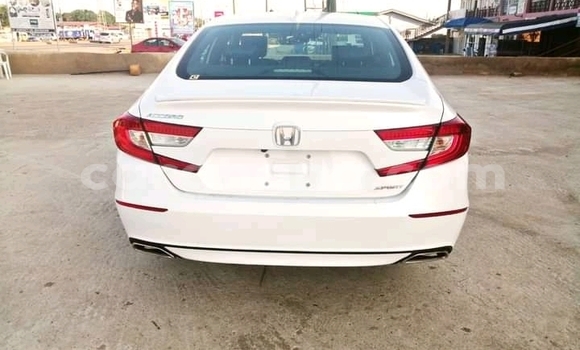 Buy Used Honda Accord White Car in Accra in Greater Accra Buy Used Honda Accord White Car in Accra in Greater Accra