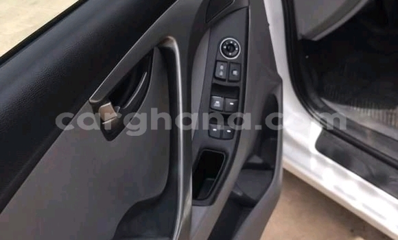 Buy Used Hyundai Elantra White Car in Accra in Greater Accra Buy Used Hyundai Elantra White Car in Accra in Greater Accra