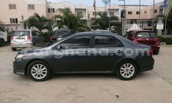 Sayi Na hannu Toyota Corolla Black Mota in Accra a Greater Accra Sayi Na hannu Toyota Corolla Black Mota in Accra a Greater Accra