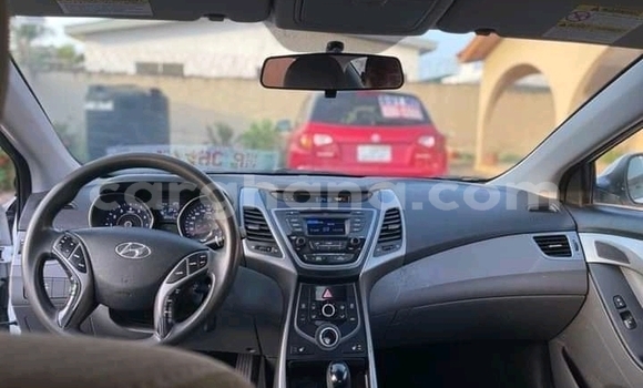 Buy Used Hyundai Elantra White Car in Accra in Greater Accra Buy Used Hyundai Elantra White Car in Accra in Greater Accra