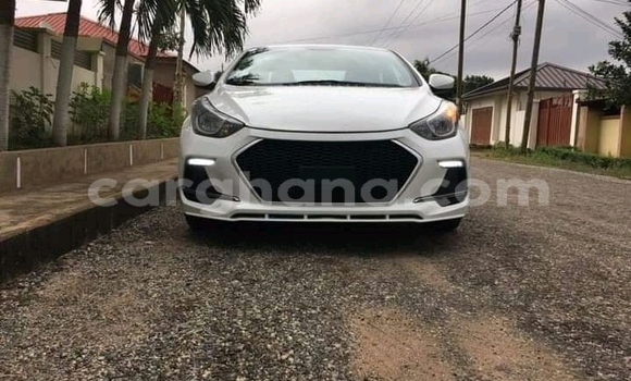 Buy Used Hyundai Elantra White Car in Accra in Greater Accra Buy Used Hyundai Elantra White Car in Accra in Greater Accra