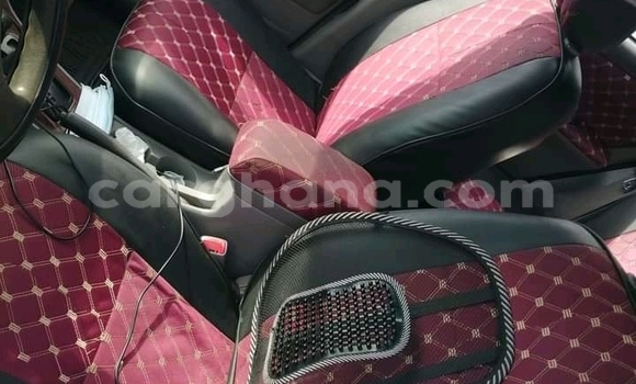 Ra Àlòkù Toyota Corolla funfun Ọkọ̀ in Accra ni Greater Accra Ra Àlòkù Toyota Corolla funfun Ọkọ̀ in Accra ni Greater Accra