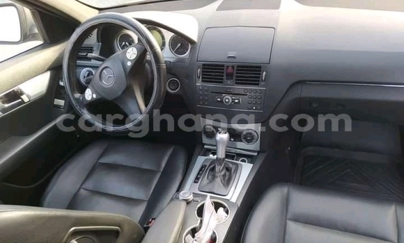 Sayi Na hannu Mercedes‒Benz 300CD Sauran Mota in Accra a Greater Accra Sayi Na hannu Mercedes‒Benz 300CD Sauran Mota in Accra a Greater Accra