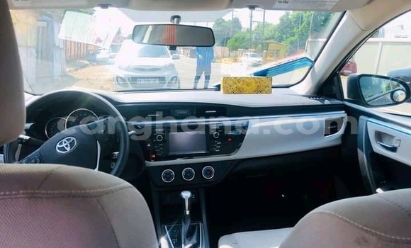 Ra Àlòkù Toyota Corolla Black Ọkọ̀ in Accra ni Greater Accra Ra Àlòkù Toyota Corolla Black Ọkọ̀ in Accra ni Greater Accra