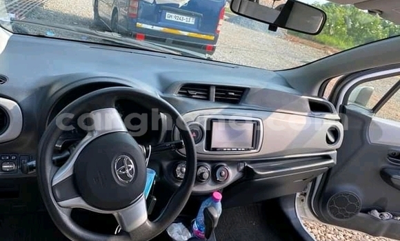 Buy Used Toyota Vitz White Car in Accra in Greater Accra Buy Used Toyota Vitz White Car in Accra in Greater Accra