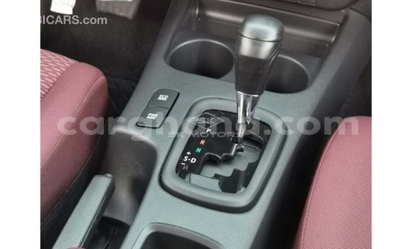 Buy Import Toyota Hilux White Car in Import - Dubai in Ashanti Buy Import Toyota Hilux White Car in Import - Dubai in Ashanti