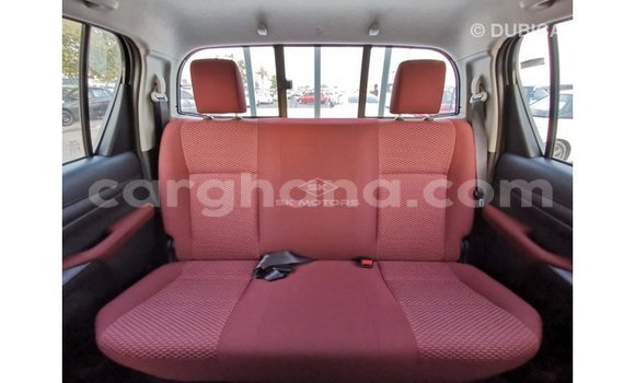 Buy Import Toyota Hilux White Car in Import - Dubai in Ashanti Buy Import Toyota Hilux White Car in Import - Dubai in Ashanti