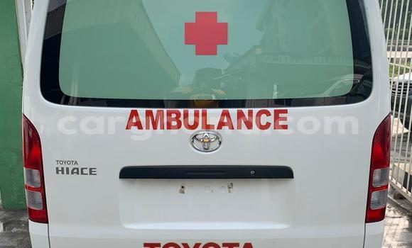 Buy Used Toyota Hiace White Car in Sekondi–Takoradi Metropolitan in Western Buy Used Toyota Hiace White Car in Sekondi–Takoradi Metropolitan in Western