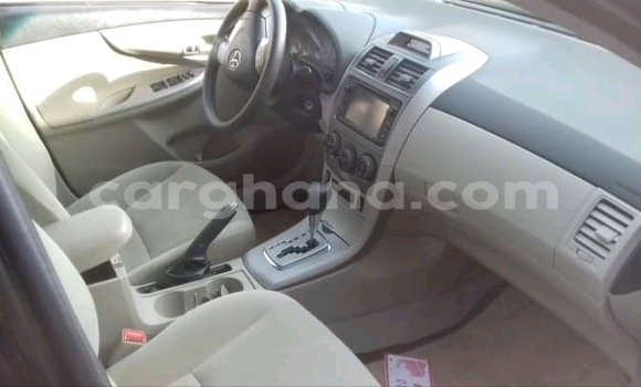 Ra Àlòkù Toyota Corolla Black Ọkọ̀ in Accra ni Greater Accra Ra Àlòkù Toyota Corolla Black Ọkọ̀ in Accra ni Greater Accra