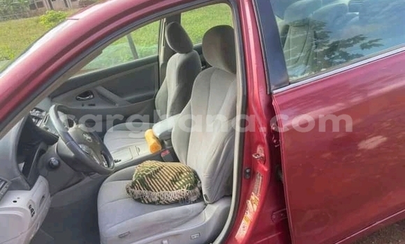 Ra Àlòkù Toyota Camry Red Ọkọ̀ in Accra ni Greater Accra Ra Àlòkù Toyota Camry Red Ọkọ̀ in Accra ni Greater Accra