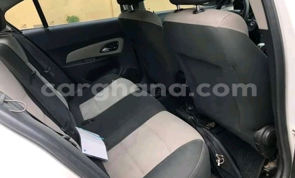 Sayi Na hannu Chevrolet Cruze White Mota in Accra a Greater Accra Sayi Na hannu Chevrolet Cruze White Mota in Accra a Greater Accra