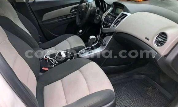 Sayi Na hannu Chevrolet Cruze White Mota in Accra a Greater Accra Sayi Na hannu Chevrolet Cruze White Mota in Accra a Greater Accra