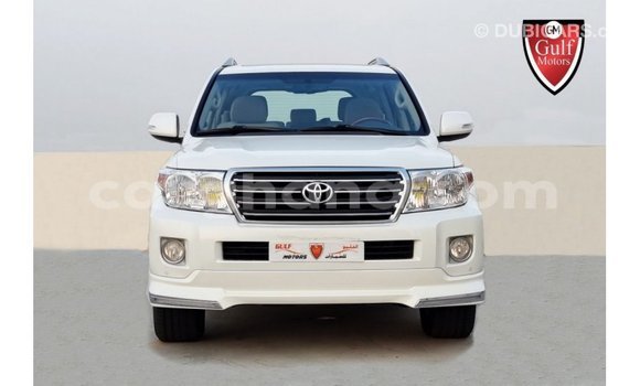 Buy Import Toyota Land Cruiser White Car in Import - Dubai in Ashanti Buy Import Toyota Land Cruiser White Car in Import - Dubai in Ashanti