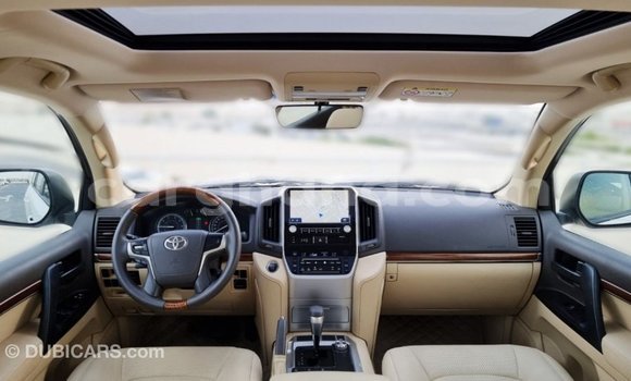 Ra Imported Toyota Land Cruiser funfun Ọkọ̀ in Import - Dubai ni Ashanti Ra Imported Toyota Land Cruiser funfun Ọkọ̀ in Import - Dubai ni Ashanti